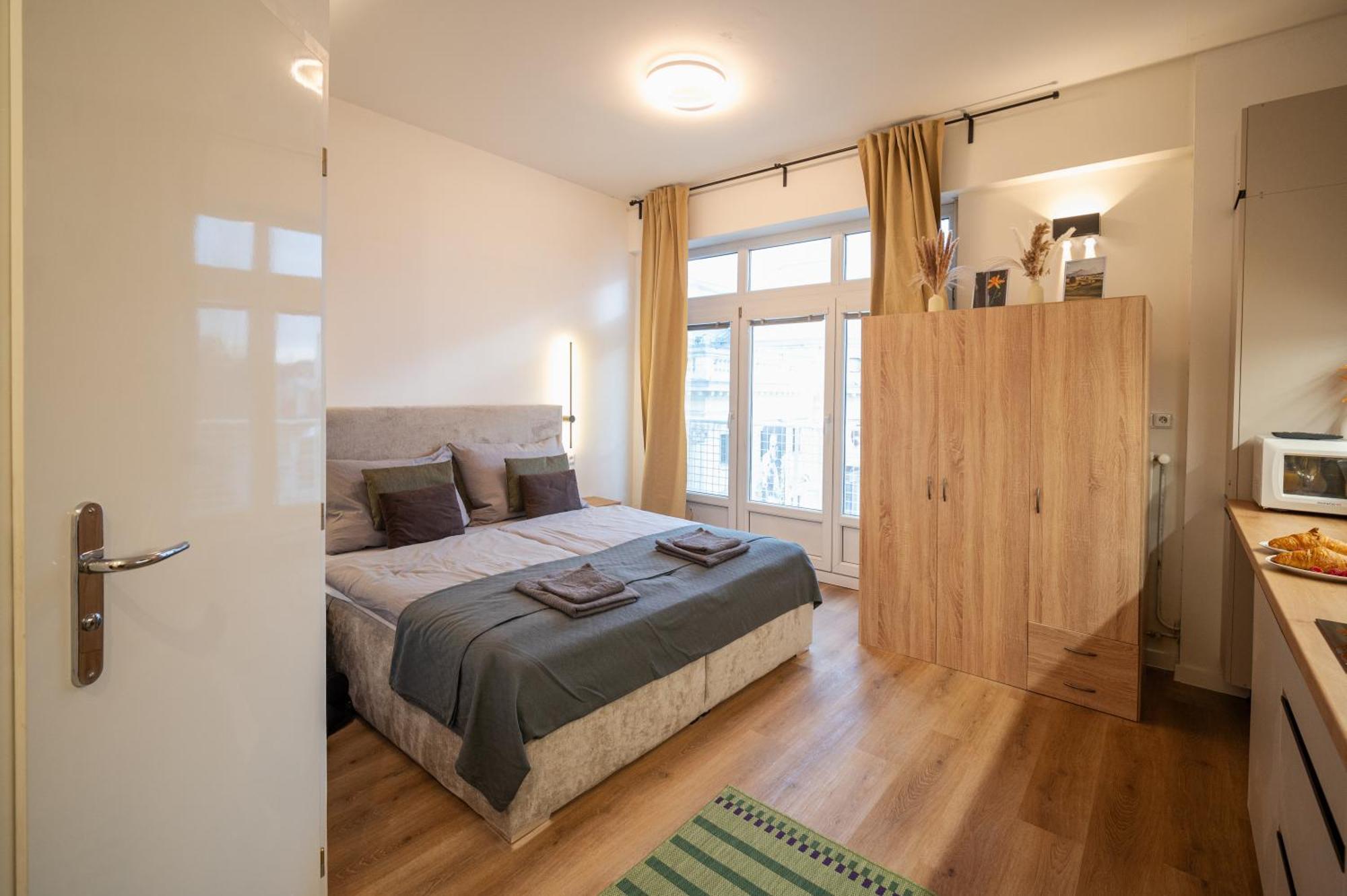 Modern Apartment In Historic City Center Old Town Bratislava Exteriör bild